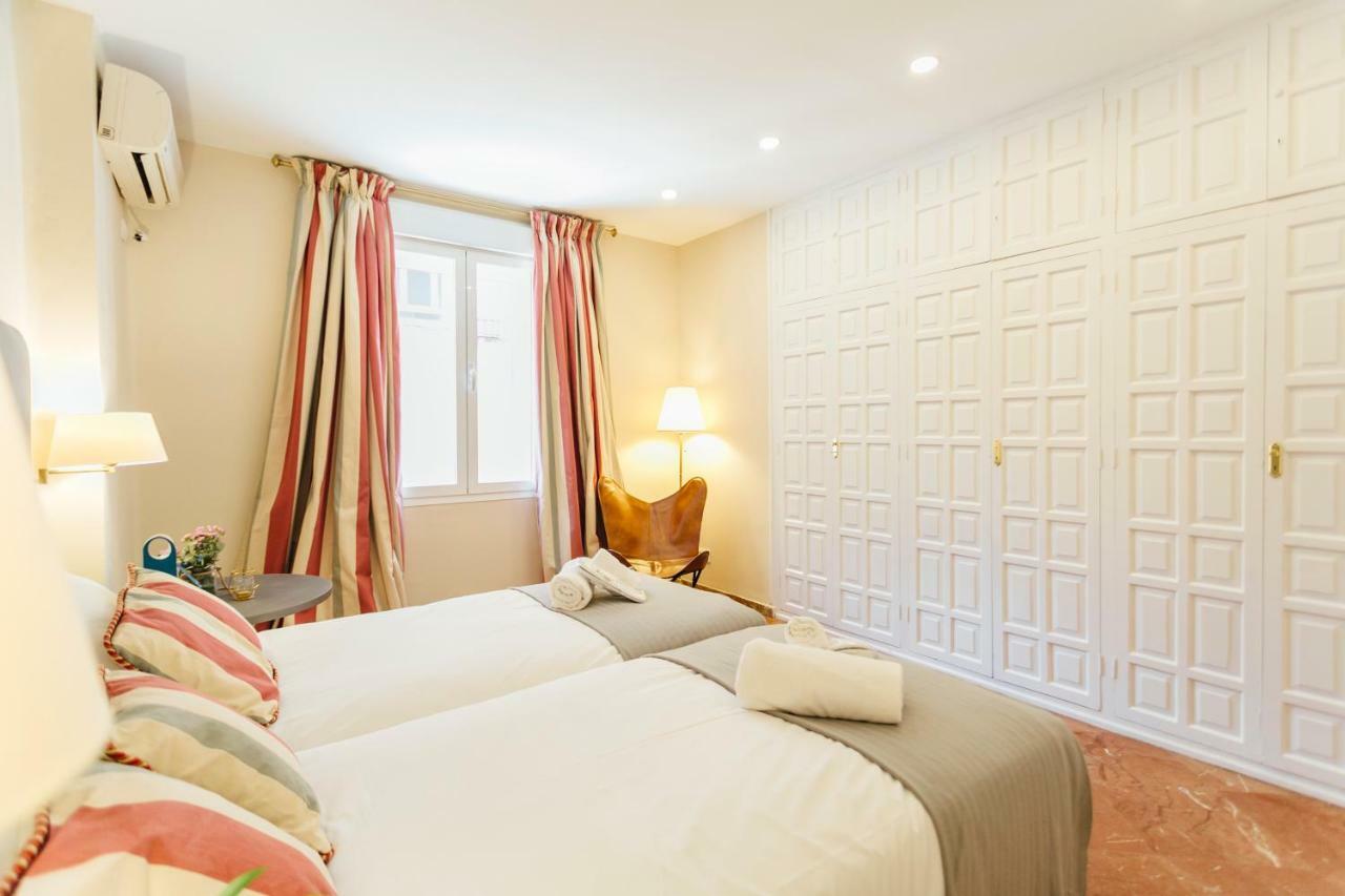 Stylish And Wide- 3Bdr 3Bth- Los Remedios Seville Exterior photo